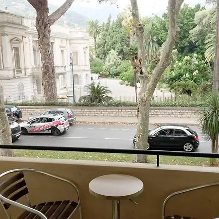 Appartamento First Line Studio With Carnoles Palace View *
